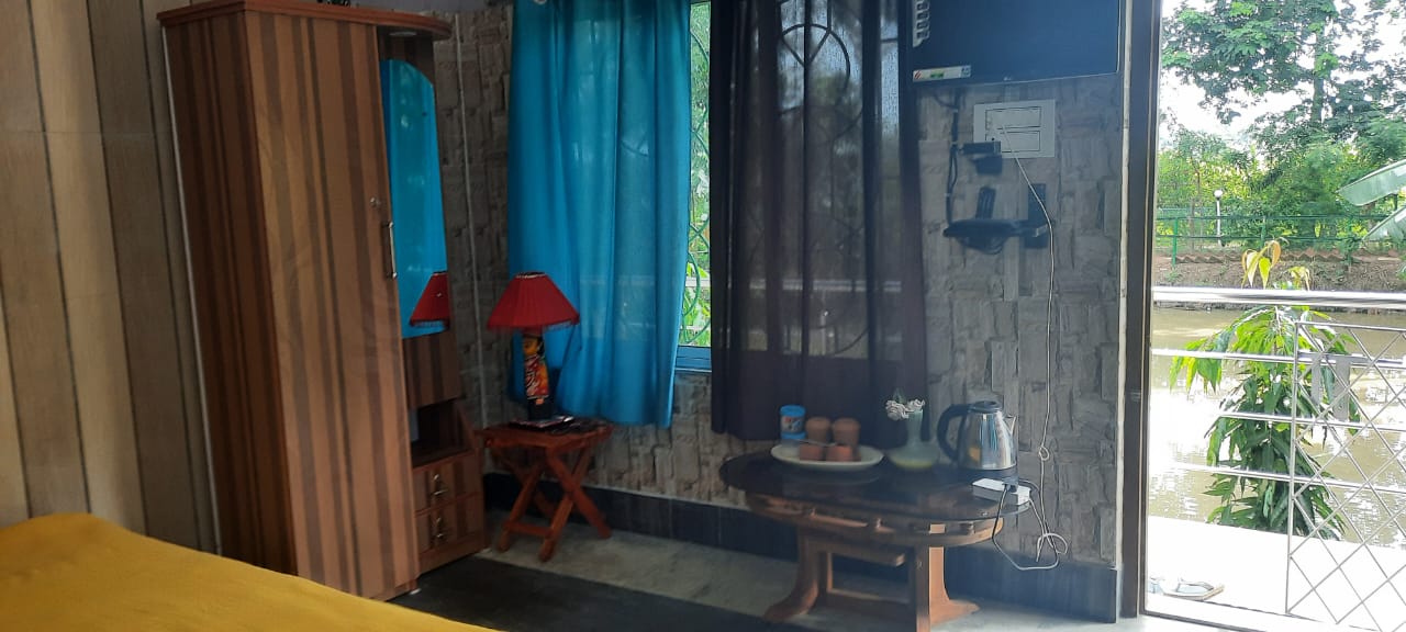 patherpachali-Aarannyak Ecoresort